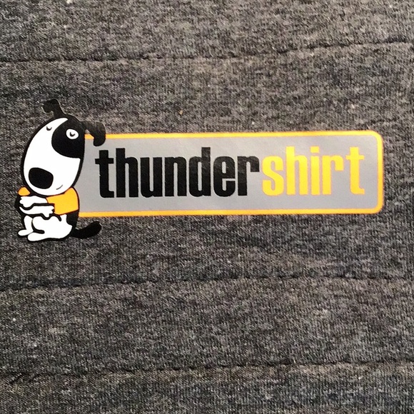 EUC Size M Dog Thundershirt - Picture 2 of 6